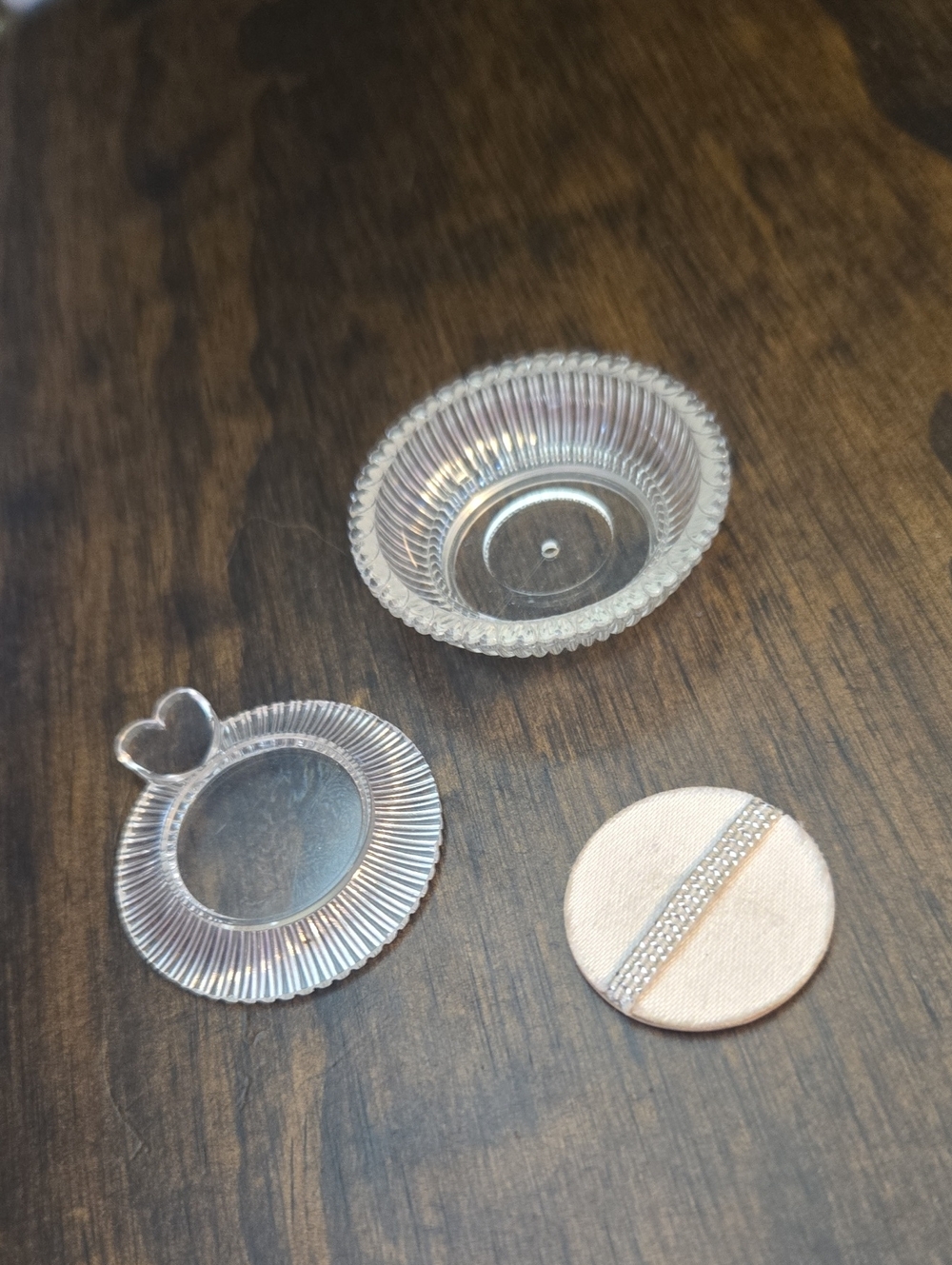 Clear Ring Holder
